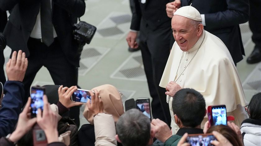 Papa pede que não haja sentenças de prisão sem "uma janela de esperança"