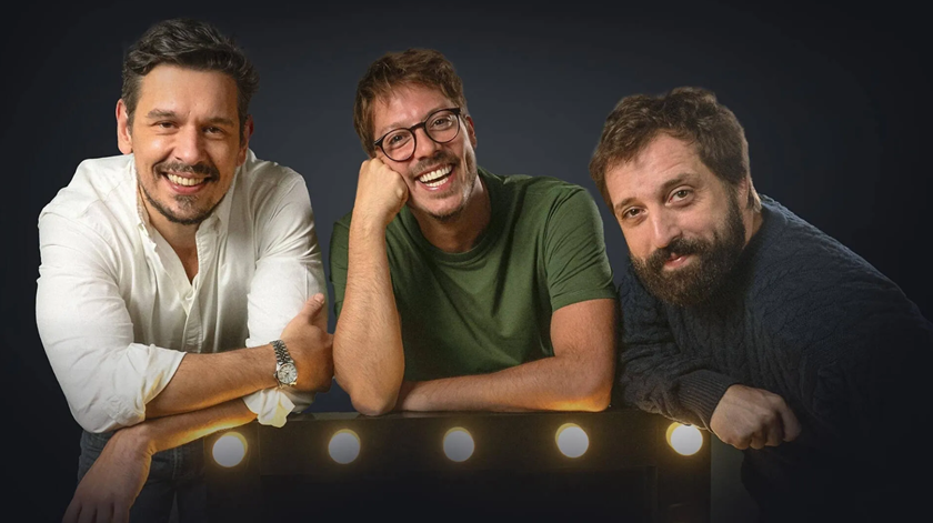 Porta dos Fundos regressa a Lisboa com improvisos e estreias de Natal Porta dos Fundos regressa a Lisboa com improvisos e estreias de Natal