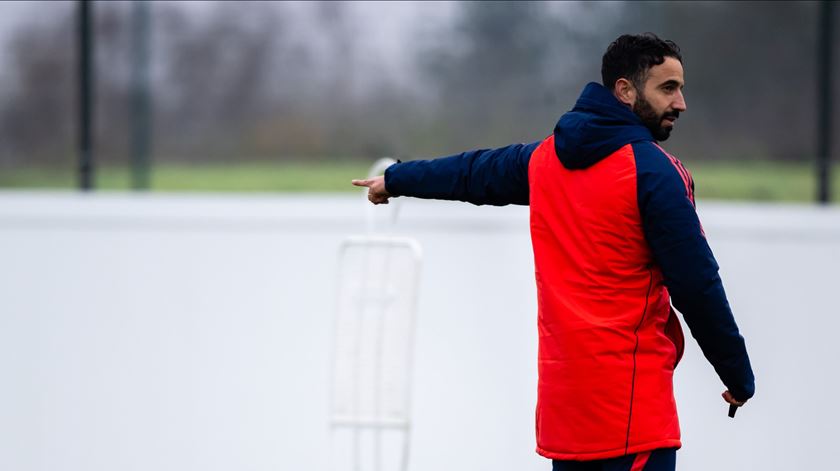 "Chamem-me inocente, mas acho que sou o homem certo": Ruben Amorim na primeira conferência de imprensa em Inglaterra