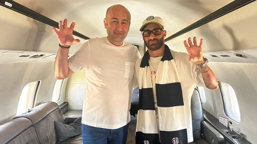 De águia para águia. Rafa Silva assina pelo Besiktas
