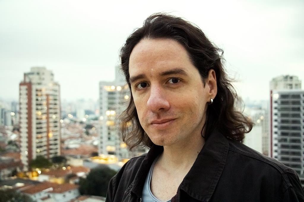 Rafael Gallo vence Prémio Saramago - Reportagem de Maria João Costa Rafael Gallo vence Prémio Saramago - Reportagem de Maria João Costa