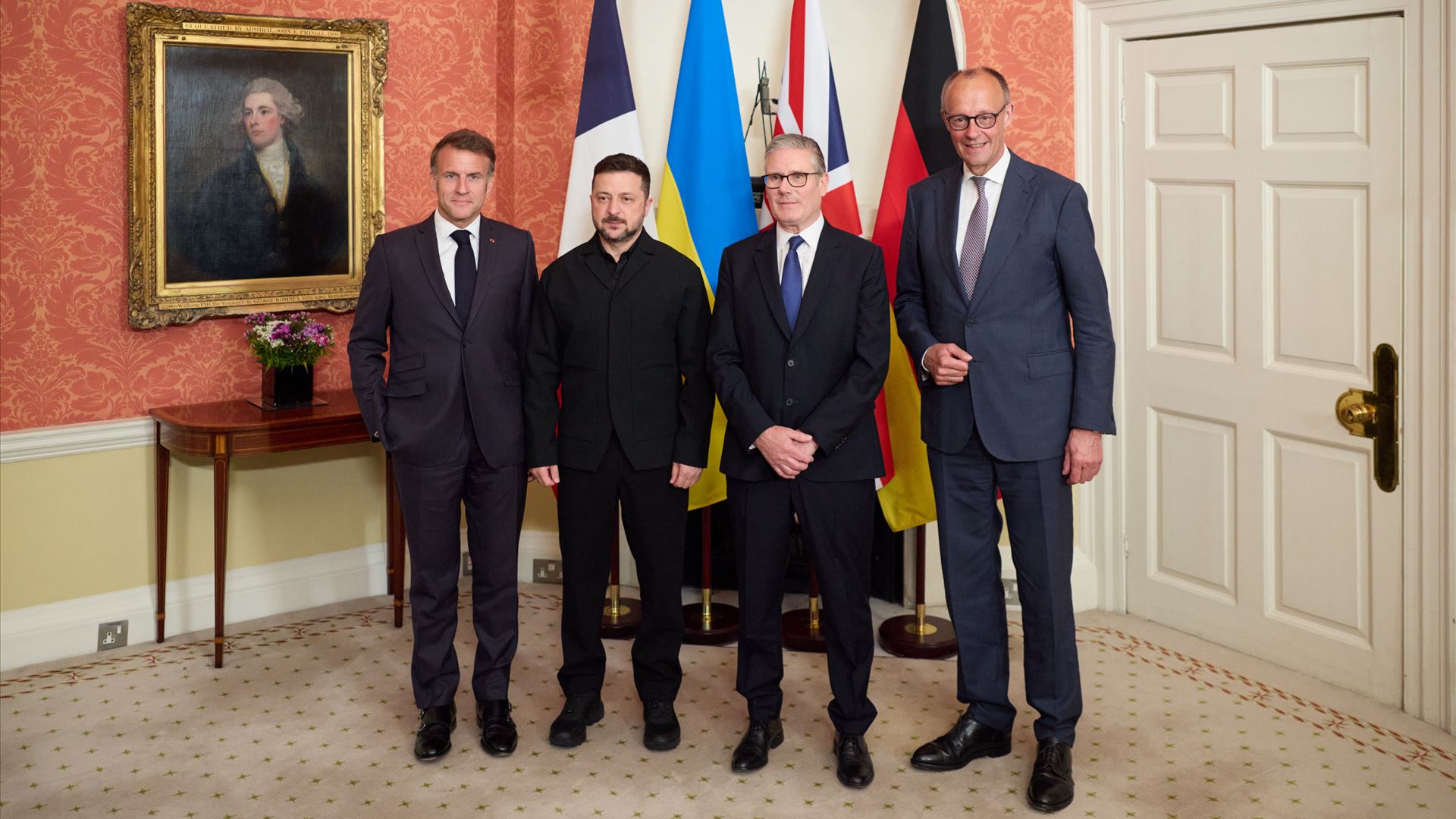 Zelensky agradece apoio de Reino Unido, França e Alemanha e 