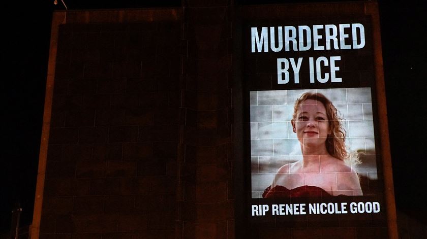 Quem era Renee Nicole Good, a mãe e poetisa morta pelo ICE?