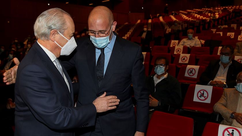 Rui Rio: "PSD para ser poder não tem de se deslocar nem para direita nem para a esquerda"