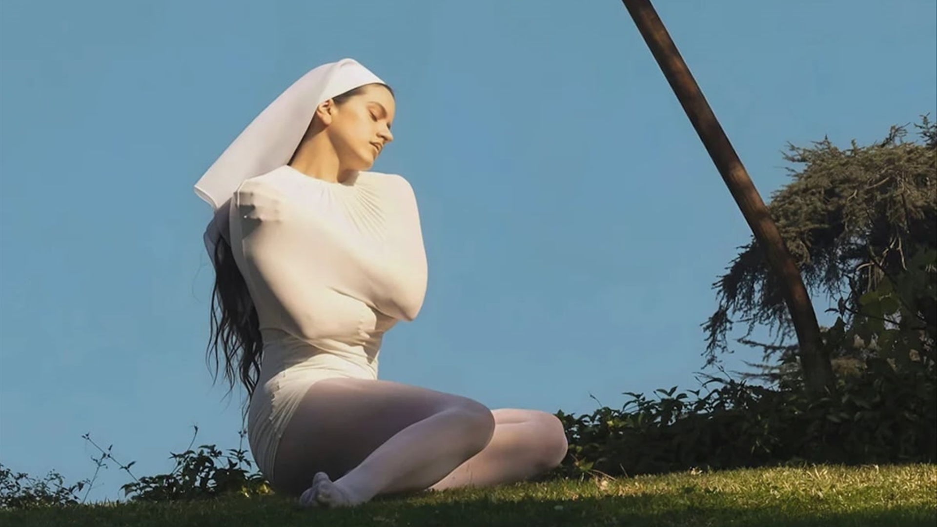 Rosalía Choca o Mundo com Novo Álbum 'LUX': Uma Revolução Humana Contra a IA!