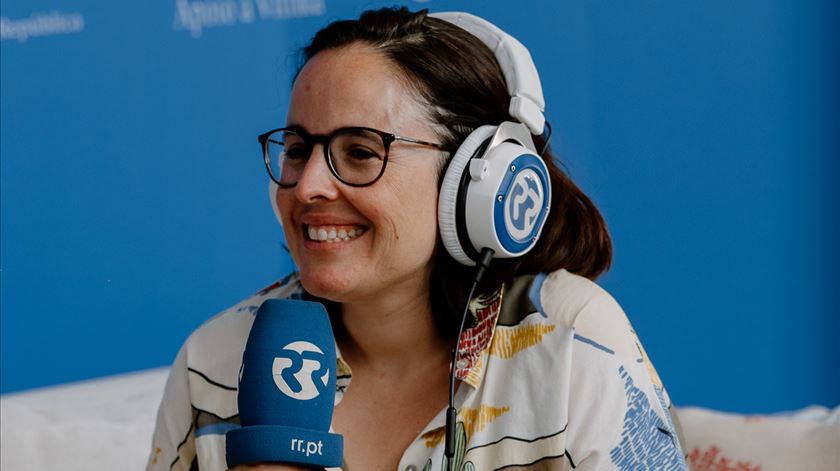 "Extremamente Desagradável" continua a liderar