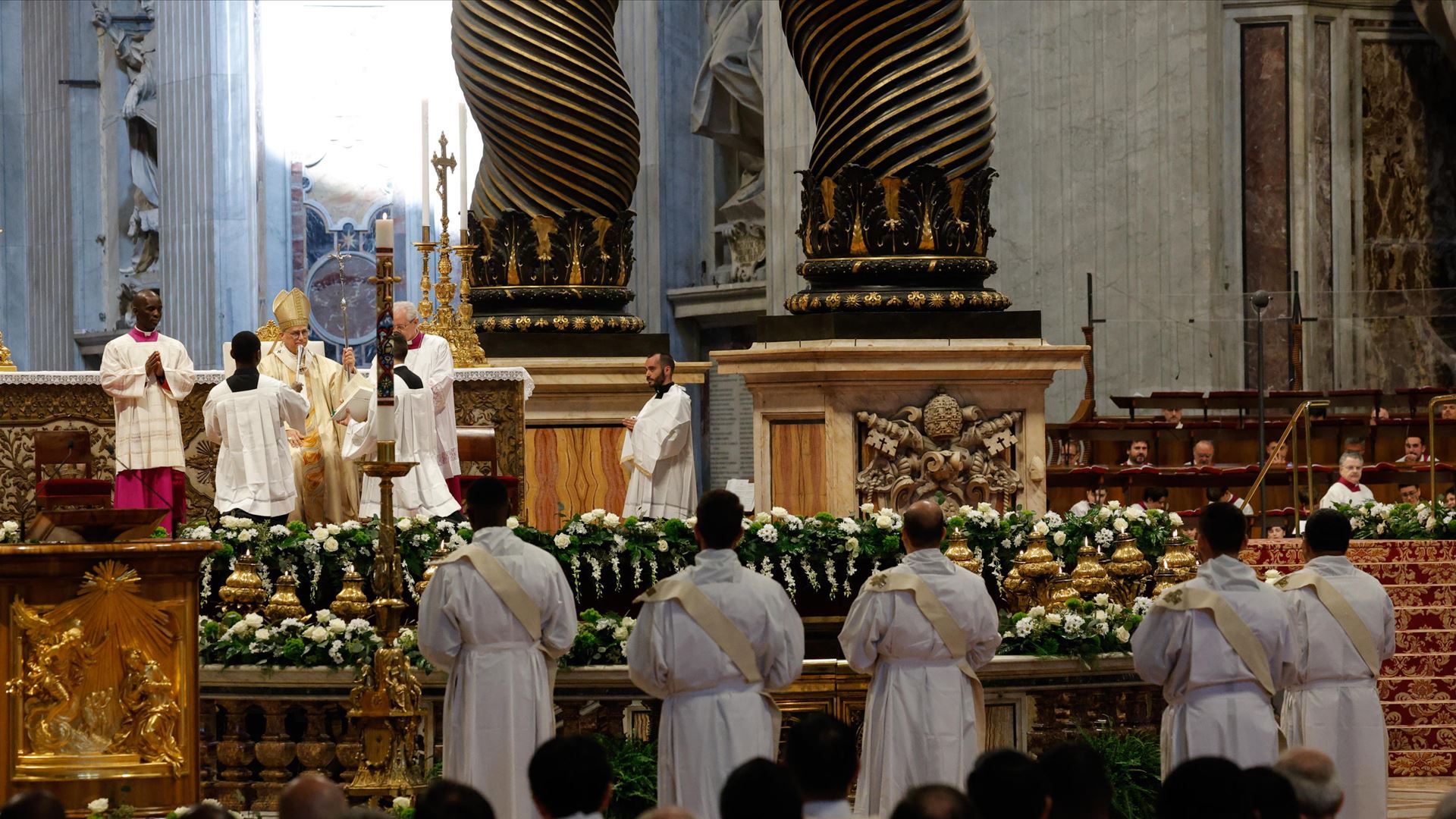 Papa aos novos padres: “Deixai a porta aberta. Vós sois um canal, não um filtro”