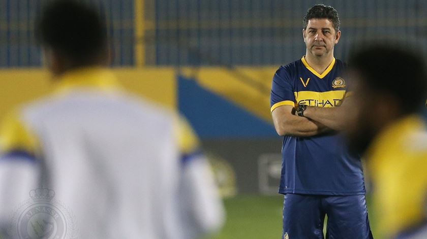 Rui Vitória festejou título de campeão da Arábia Saudita. Foto: Al Nassr
