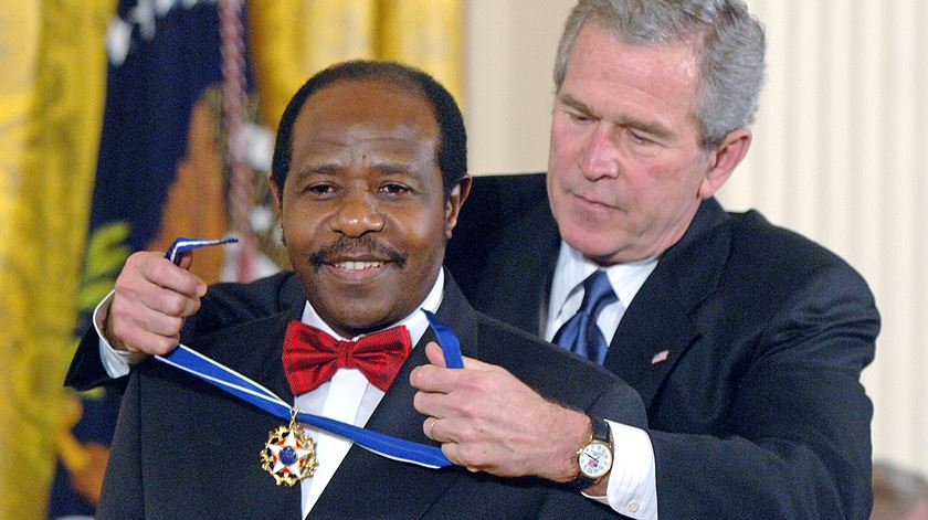 Paul Rusesabagina herói do Genocídio de Ruanda Foto: Douliery Olivier/ Reuters