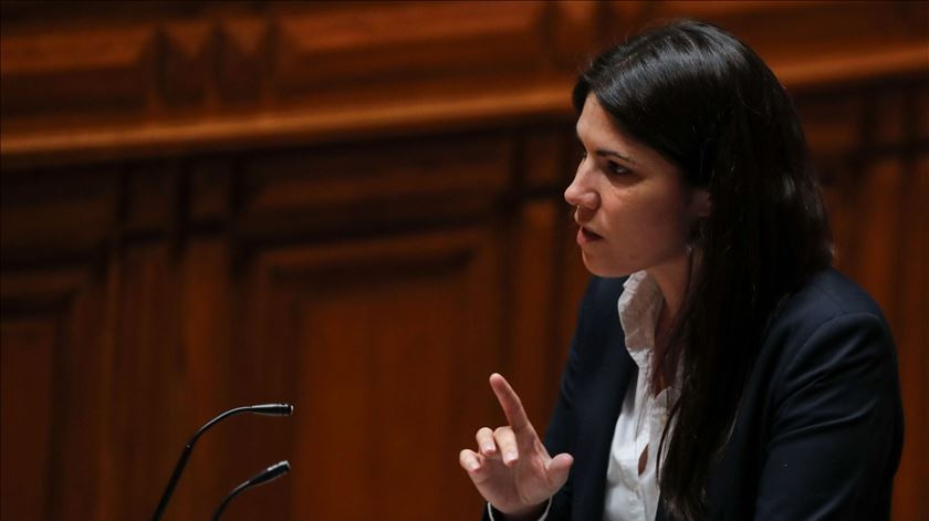 Parlamento aprova suspensão da imunidade parlamentar de Mariana Mortágua