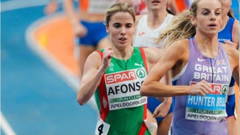 Salomé Afonso conquista prata nos Europeus de Pista Curta