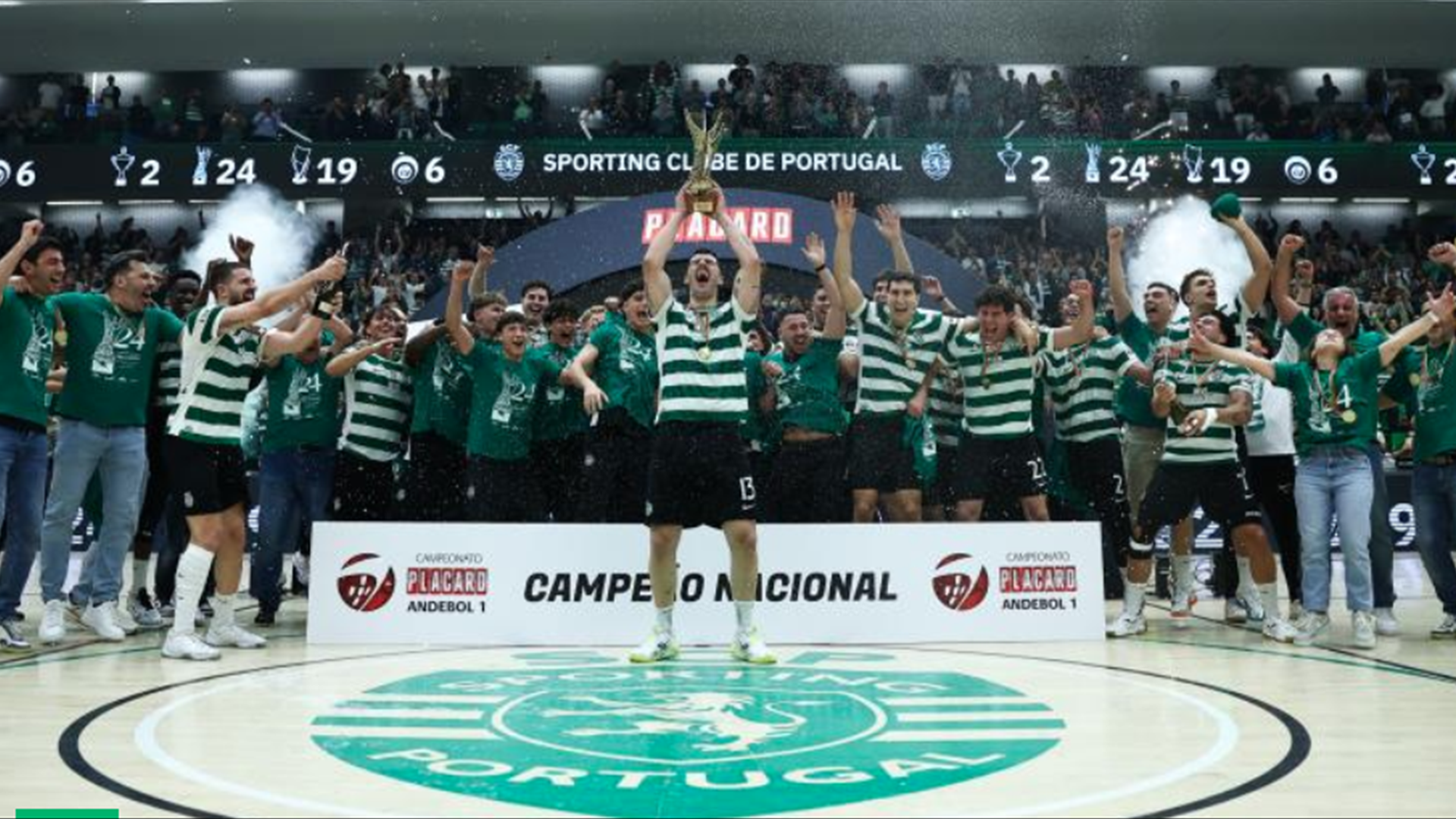 Andebol. Sporting é tricampeão nacional