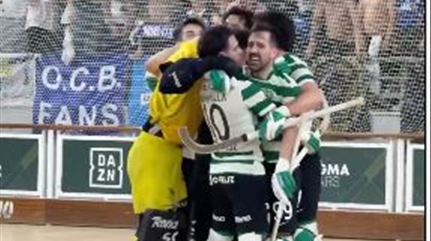 Hóquei em Patins: Sporting na final à custa do FC Porto Hóquei em Patins: Sporting na final à custa do FC Porto
