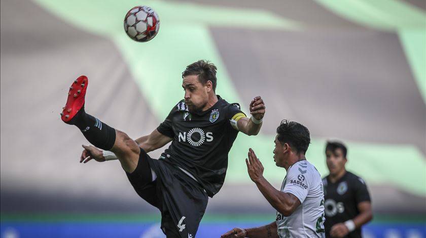 Coates: "Não cumprimos o que a história do Sporting exige"