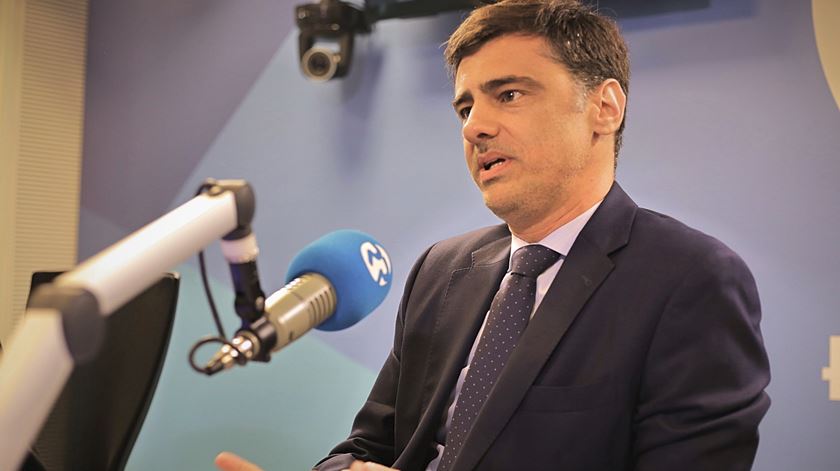 Governo alarga apoios para sócios-gerentes de microempresas, desempregados e trabalhadores independentes