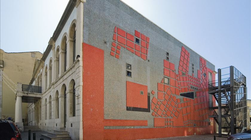 Ordem dos Arquitetos pondera "medidas mais duras"  face a baixos salários e alta emigração