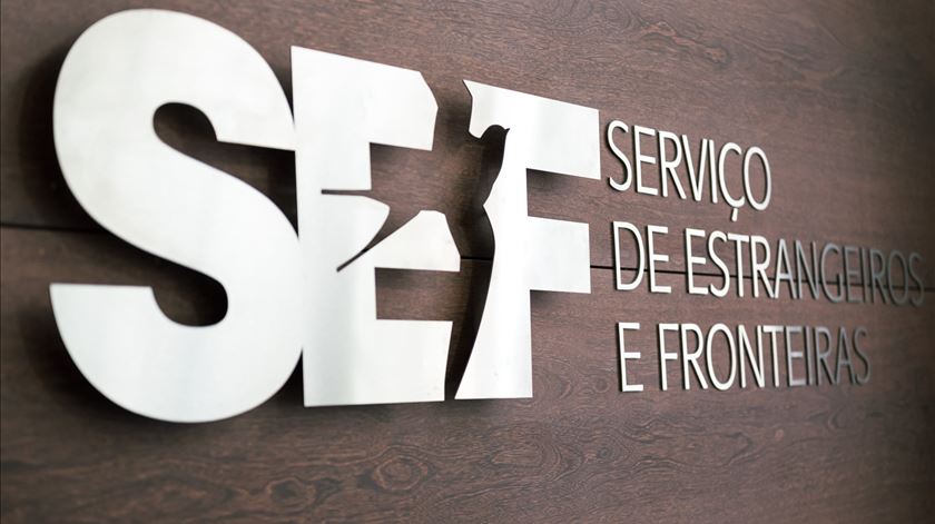 sef, logo na parede. Foto: facebook do SEF