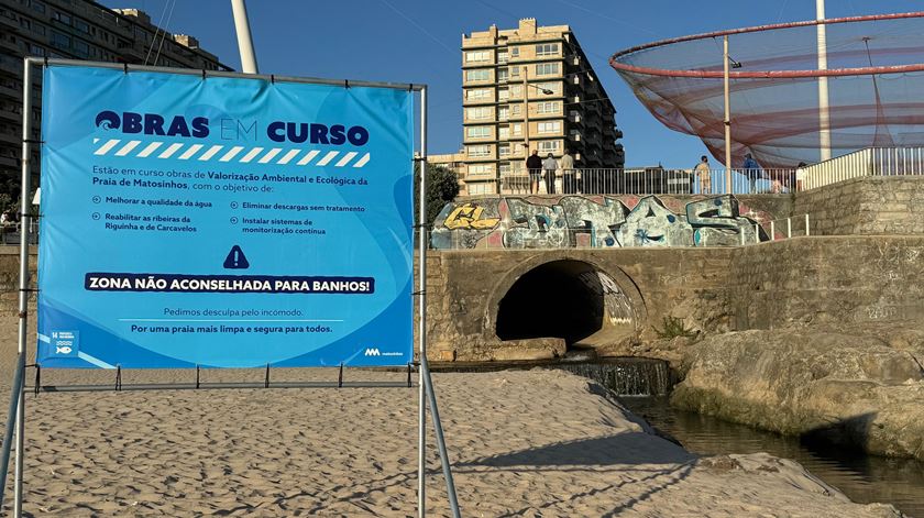 Banhos novamente desaconselhados na praia de Matosinhos