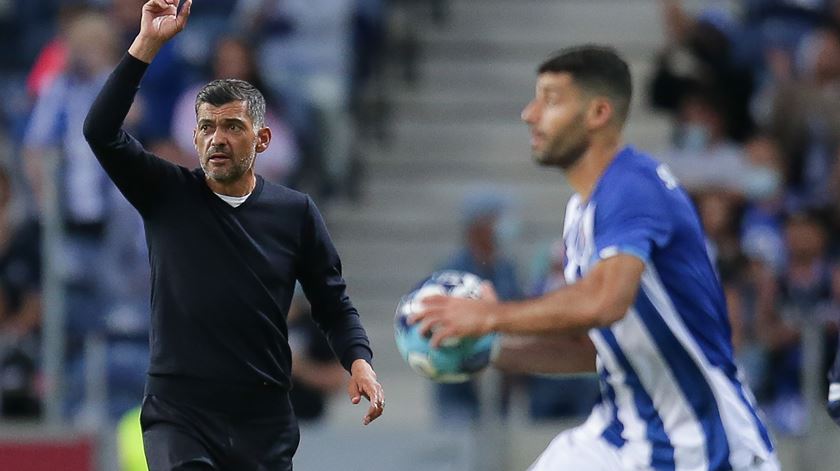 Sérgio Conceição e a queixa da APAF. "Árbitros podem dizer que fui burro numa substituição"