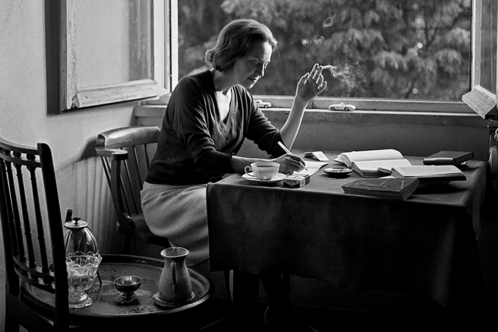 Inteira e Limpa. A política em Sophia