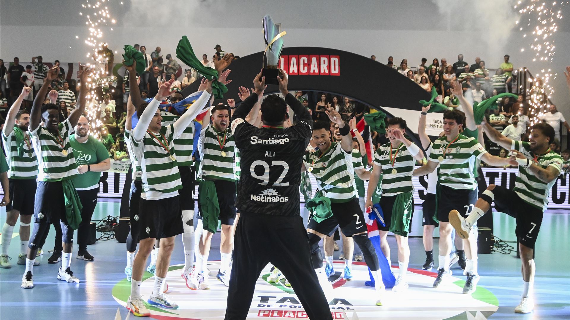 Sporting conquista "tri-triplete" no andebol