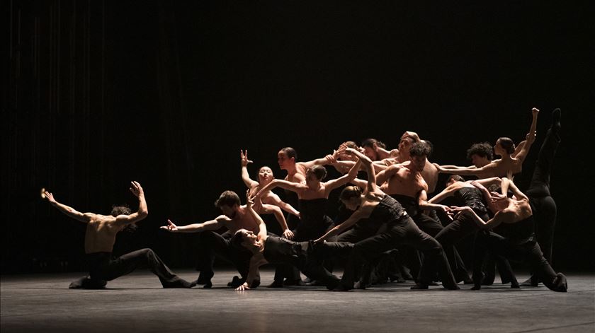 Antes das obras. CNB despede-se do Teatro Camões com espetáculo