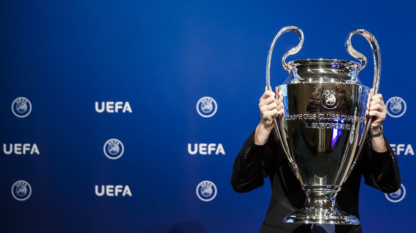 UEFA deverá anunciar novo destino e formato renovado para a Liga dos Campeões Foto: Valentin Flauraud/EPA