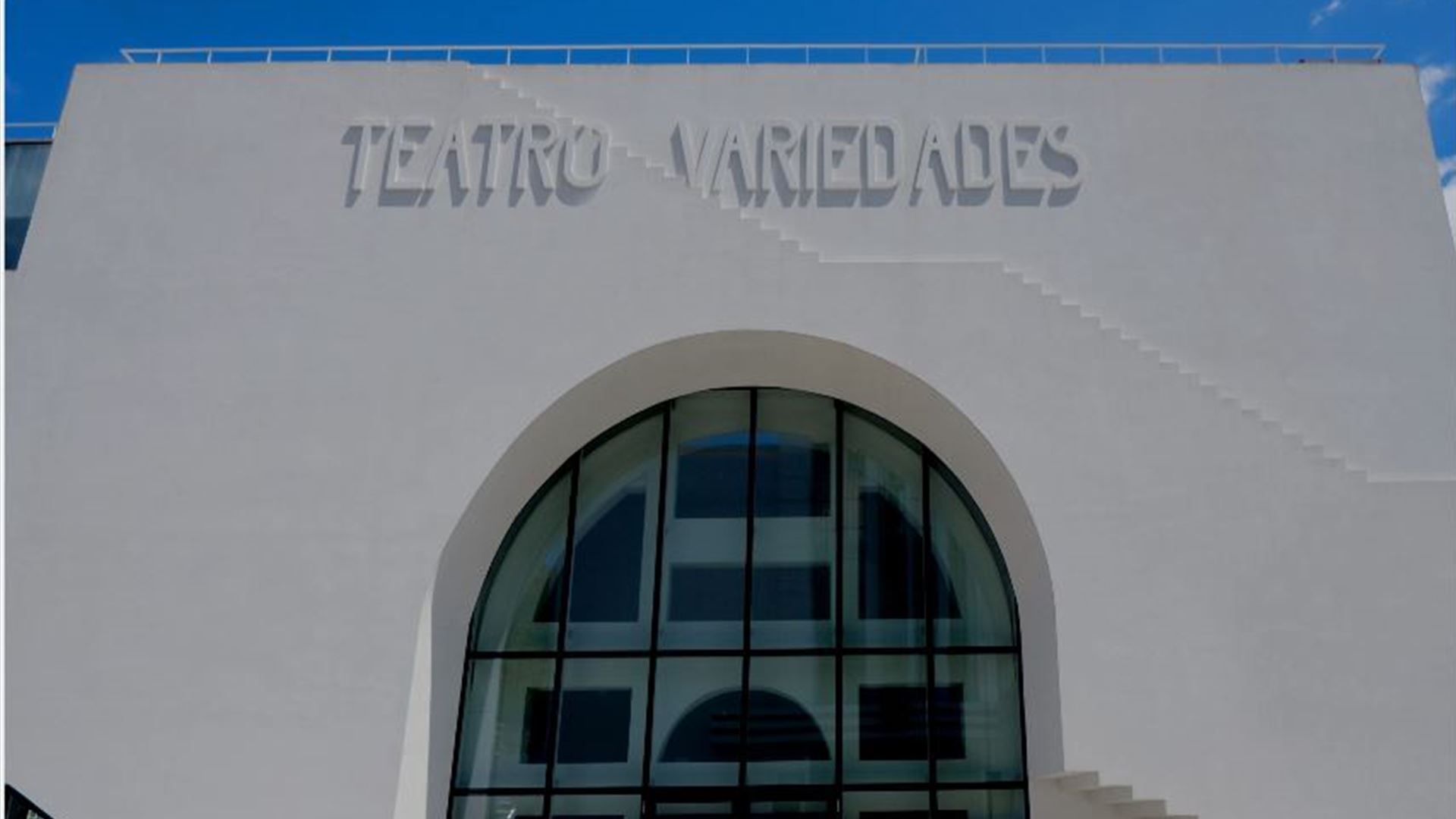 José Raposo diz que Teatro Variedades "não ficou melhor nem ajuda" atores