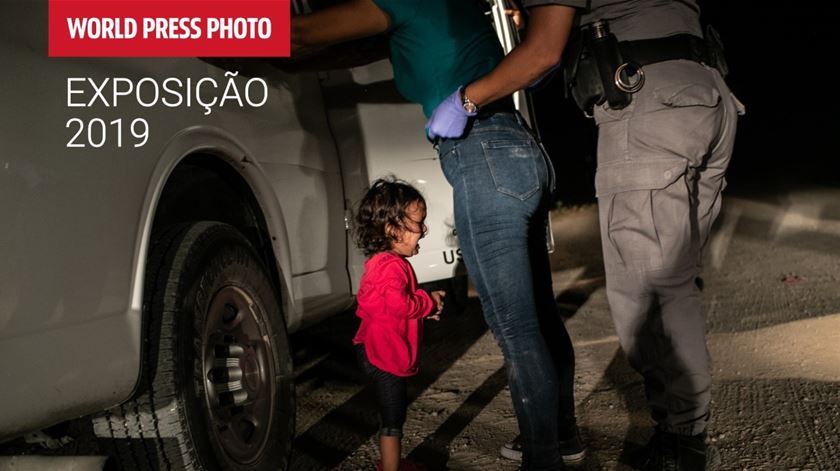 Fotografia de John Moore, vencedora do World Press Photo 2019