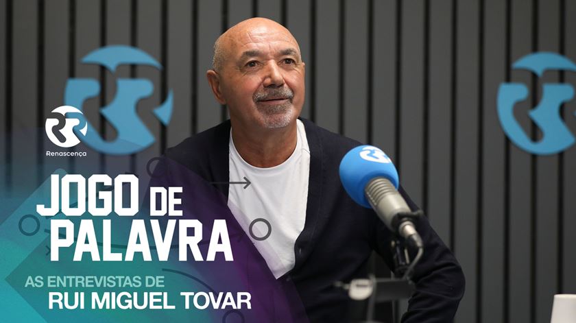 "Desvaloriza-se muito a pessoa mais importante do futebol: o treinador"