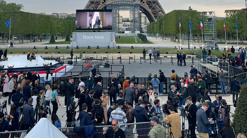 Campanha de Macron nos preparativos para a noite eleitora das presidenciais de 2022 Foto: Stefanie Palma/RR
