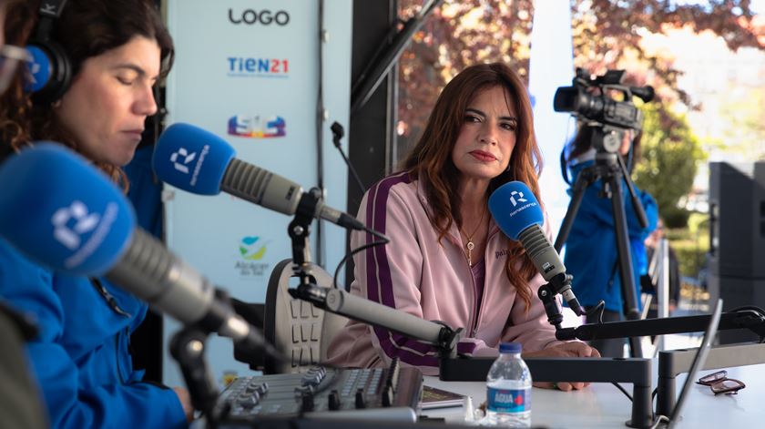 Bárbara Guimarães em direto no Três por Todos