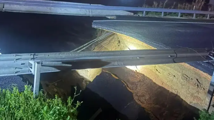 🔴 Água rompe dique no Mondego, A1 cortada em Coimbra e derrocada condiciona A5