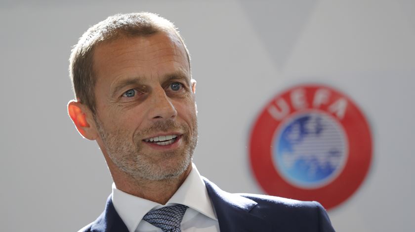 Ceferin não barra Superliga. "Que comecem uma competição fantástica com dois clubes"