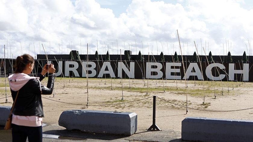 Urban Beach ANTÓNIO PEDRO SANTOS LUSA