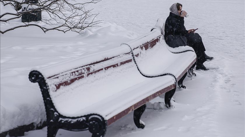 Dez distritos do continente sob aviso amarelo devido à queda de neve
