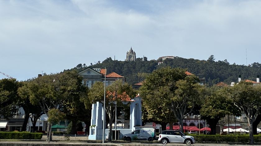 Bastião socialista há 32 anos, Viana vai a votos com sete candidatos