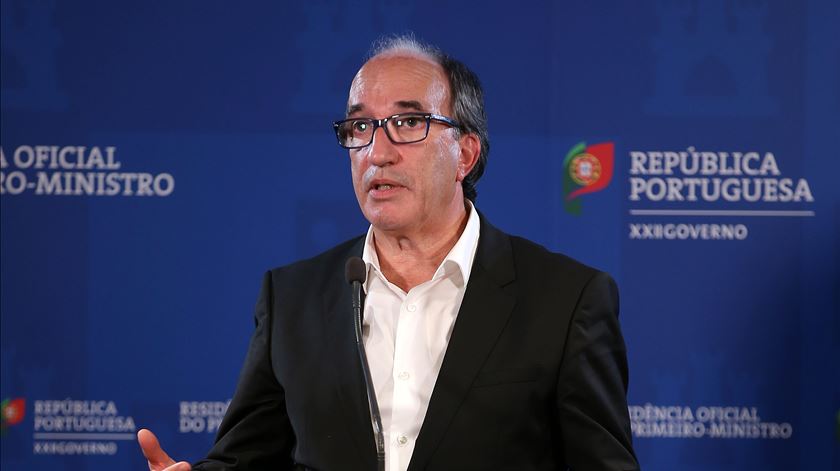 O vice-presidente da Associação da Hotelaria, Restauração e Similares de Portugal (AHRESP), Carlos Moura, quer máxima segurança para os restaurantes reabrirem. Foto: António Pedro Santos/Lusa