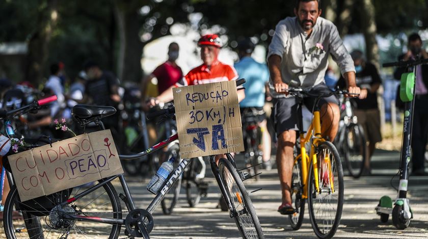 Vigília contra os atropelamentos em Lisboa. Foto: José Sena Goulão/Lusa