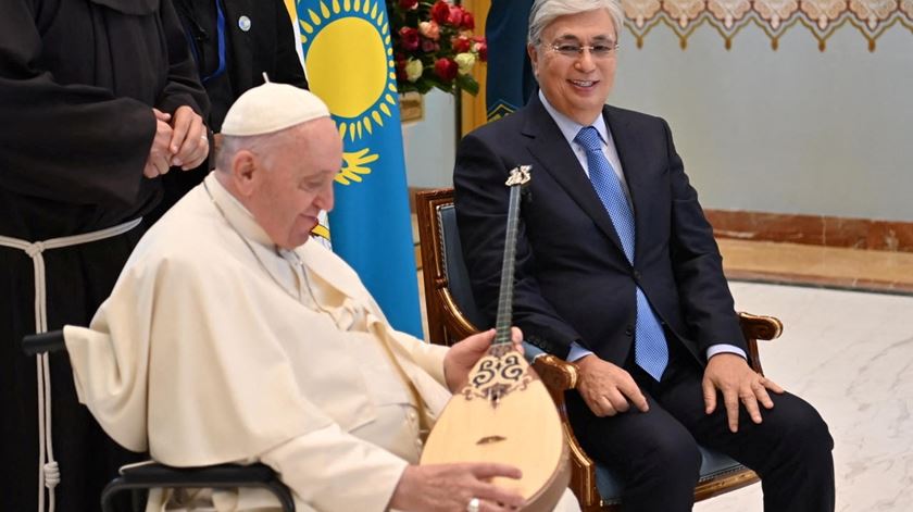 Papa recorda o Cazaquistão, um país exemplo de civilização e coragem