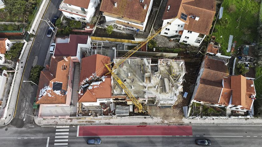 Uma motosserra invisível atravessou o centro do país