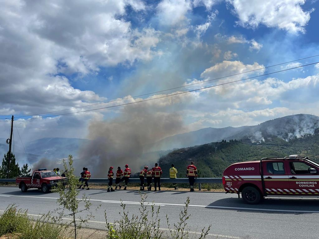 Inc ndios Fogo Em Aveiro Foi Dado Como dominado Renascen a