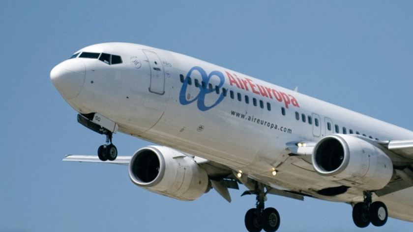 Air Europa cancela voos para esta quinta-feira e Iberia reduz rotas para Portugal