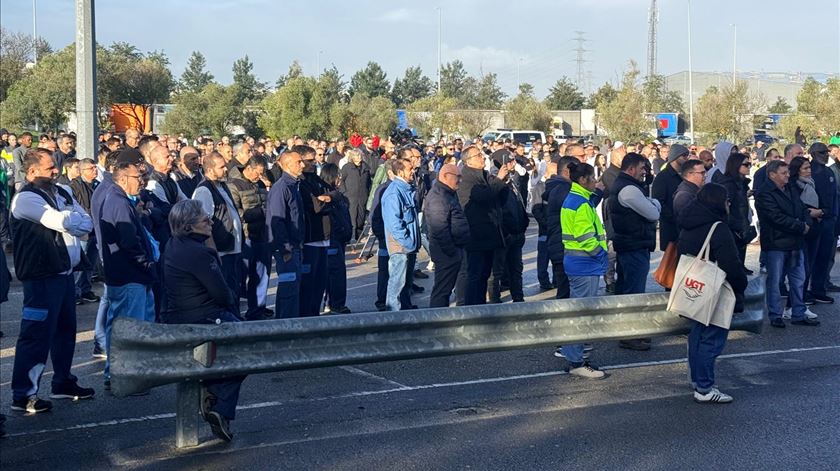 Trabalhadores da Autoeuropa vão aderir à greve geral