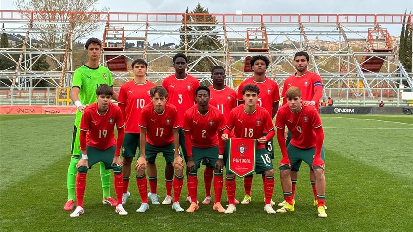 Portugal já fora do Euro sub-17 perde com Islândia