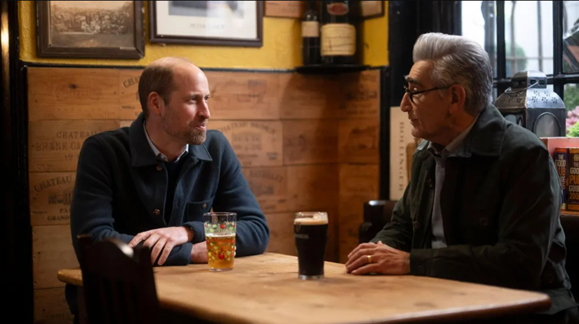 Príncipe William confessa sentir-se "sobrecarregado" com assuntos da família real