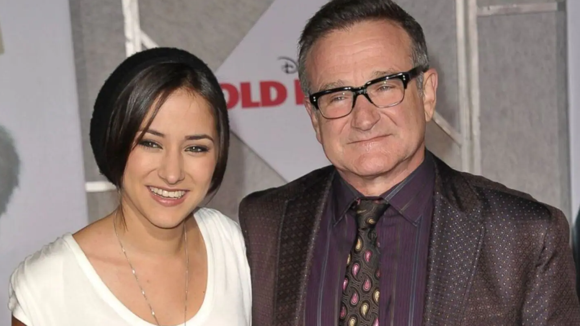 Zelda Williams Implora: Parem de Criar Vídeos do Pai com IA – A Revolta da Filha de Robin Williams!