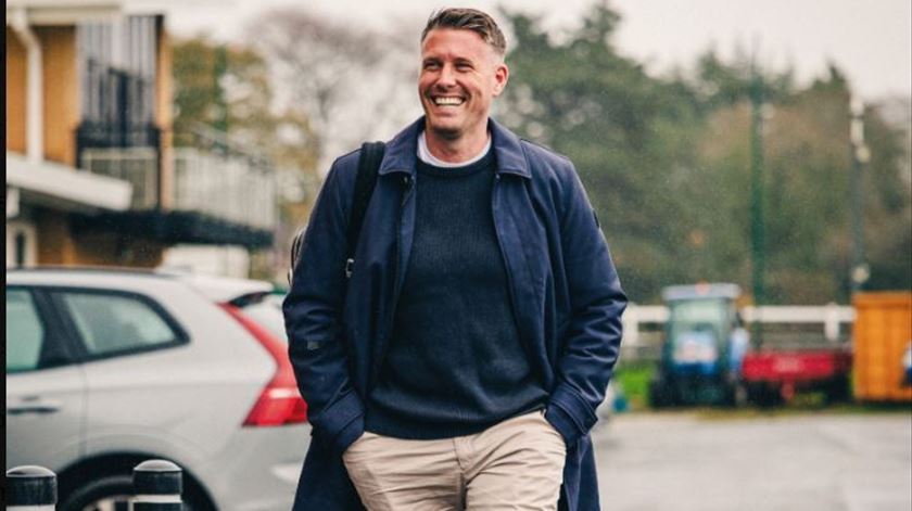 Wolverhampton anuncia sucessor de Vítor Pereira